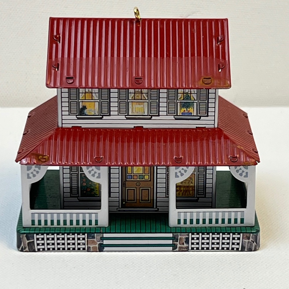 Hallmark Keepsake 1999 Tin Farmhouse Christmas Ornament Red Roof White House